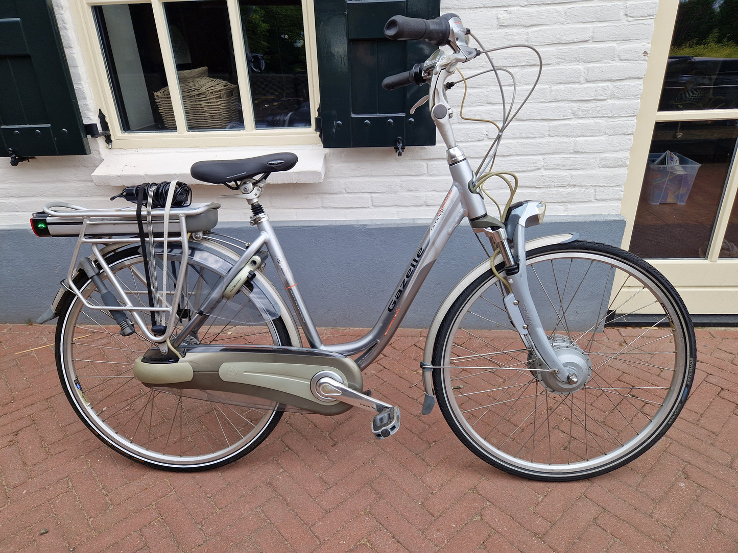 Gazelle Orange NR:4